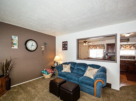 3rd image of 5148 E Denning Ave