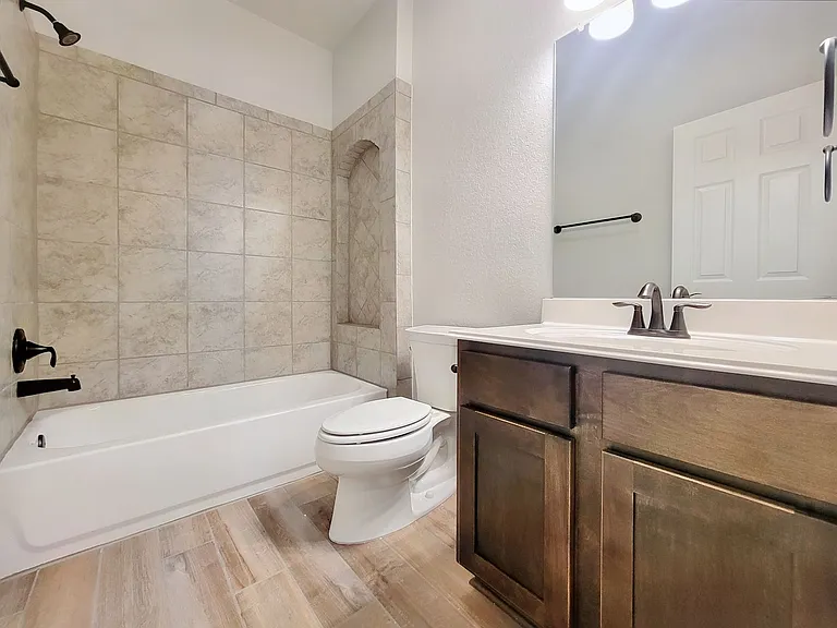 4413 Royal Oak Blvd — Photo 34