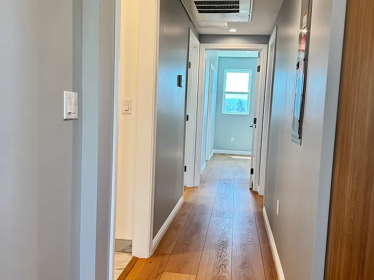 11579 Garrick Ave — Photo 26