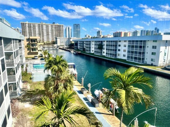 3750 NE 170th St APT 311