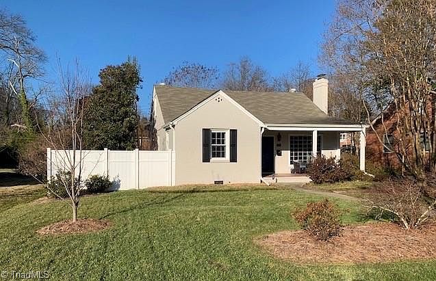 1st image of 1502 W Lake Dr