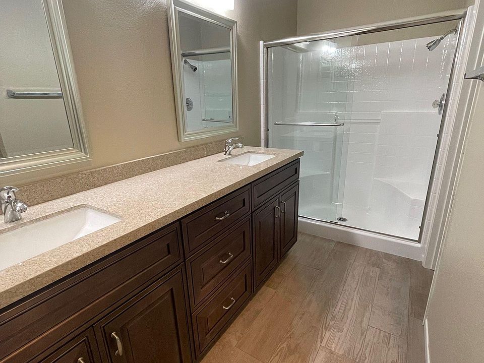 2nd image of 7715 E Viewrim Dr