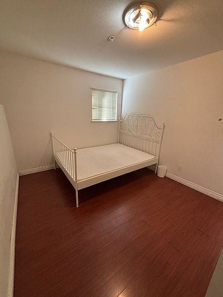 Vancouver House for rent - 2 Bedrooms — photo 2