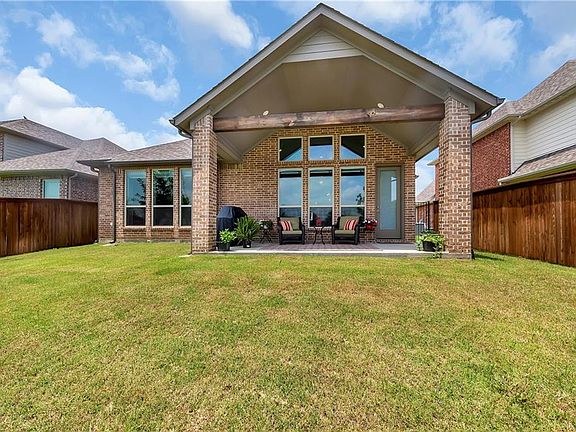 2nd image of 328 Riverdance Way