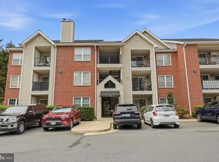 3310 Wyndham Cir APT 313, Alexandria, VA 22302