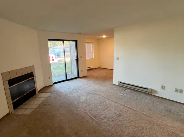 7601 Burgess St W APT 2, Lakewood, WA 98499