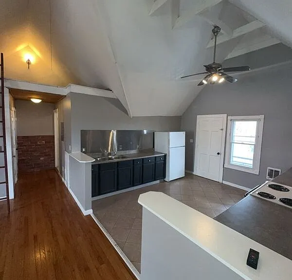 746-748 River St #746-3 — Photo 4
