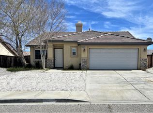 13753 Ashmont St, Victorville, CA 92392