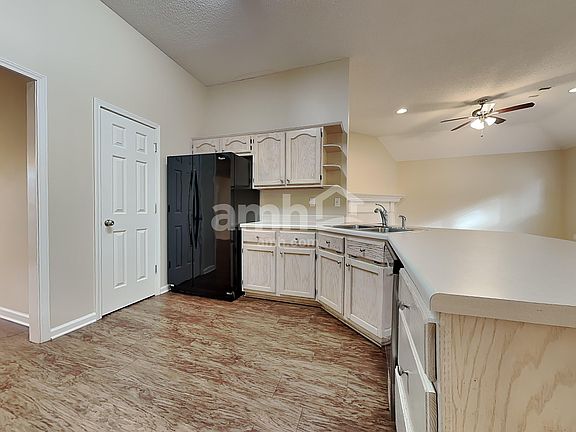 4th image of 1764 Meadow River Cv