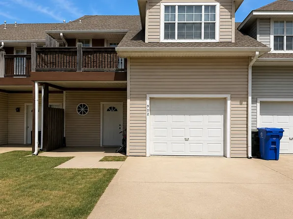 902 W Melmar Dr, Fayetteville, AR 72703