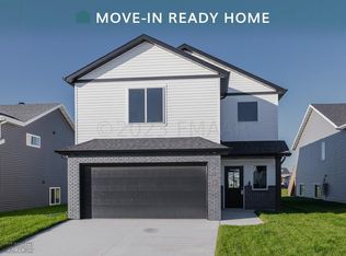 756 2nd Ave, Horace, ND