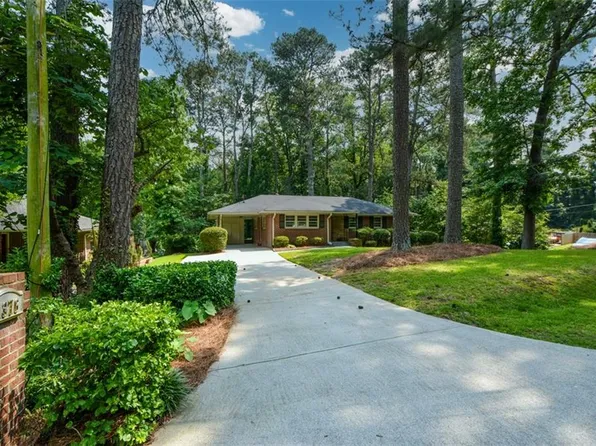 1376 Woodbine St, Marietta, GA 30062