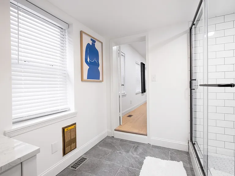 1923 Gough St #1 — Photo 13
