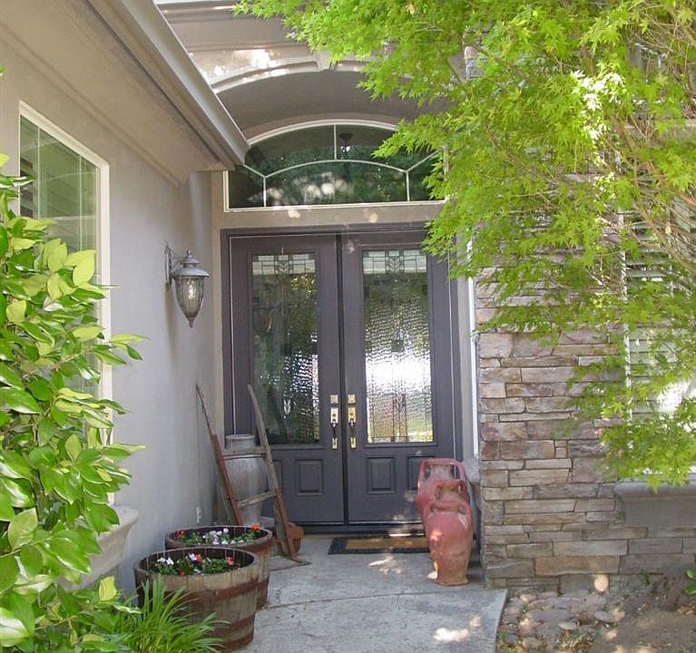 1st image of 2426 Muirfield Dr