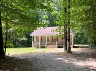 2625 Hickory Fork Rd, Gloucester, VA 23061