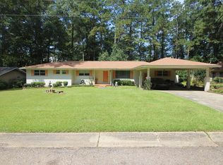 3836 Millsaps Dr, Laurel, MS 39440