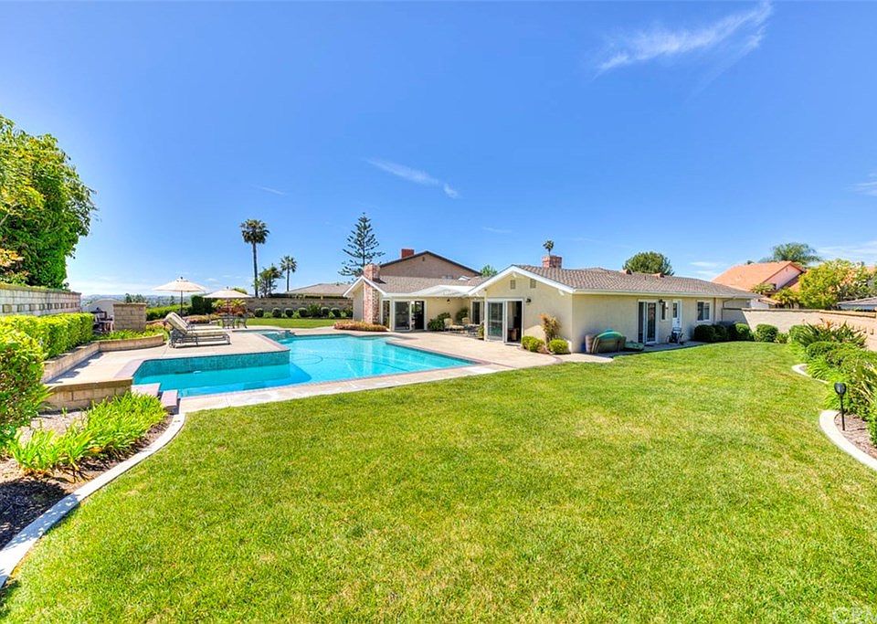 1st image of 26992 Escondido Ln