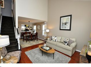 24 Ridgewood Way, Burlington, NJ 08016