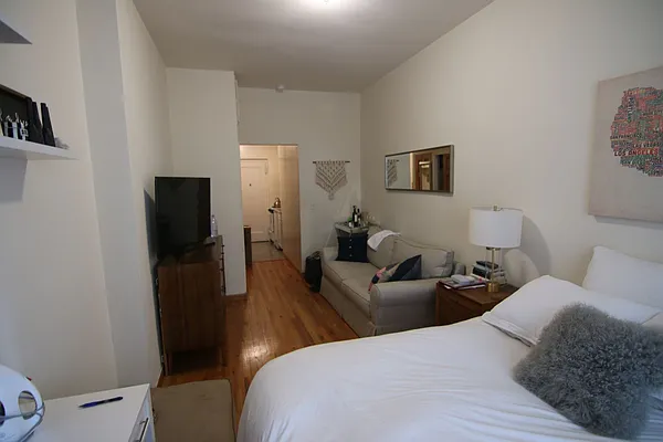 Rented by Guidance Realty Corp. | media 2