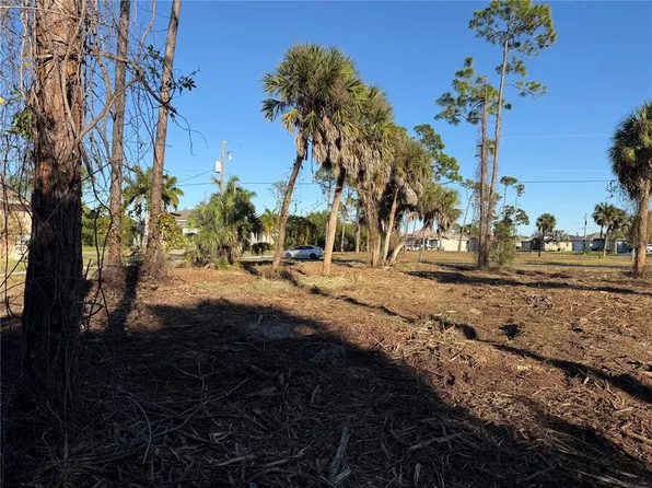 2 Pine Valley Pl #646, Rotonda West, FL 33947