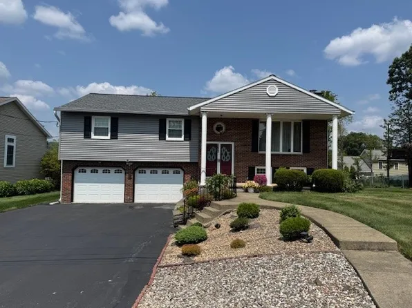 2623 Magnolia St, Endwell, NY 13760