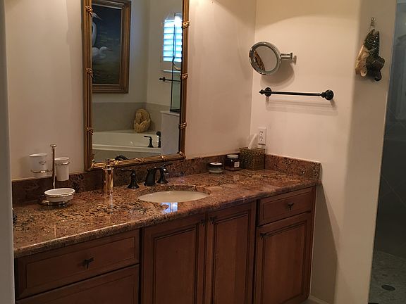 5th image of 22330 Kenwood Isle Dr