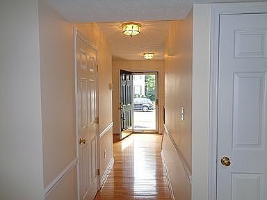 3rd image of 118 Foxtrap Dr