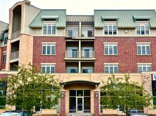 401 Pinnacle Way UNIT 207, Eau Claire, WI 54701