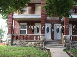 21 E 32nd St APT 1E, Kansas City, MO 64111
