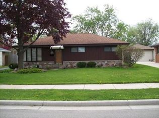 N89W15235 Jefferson Ave, Menomonee Falls, WI 53051