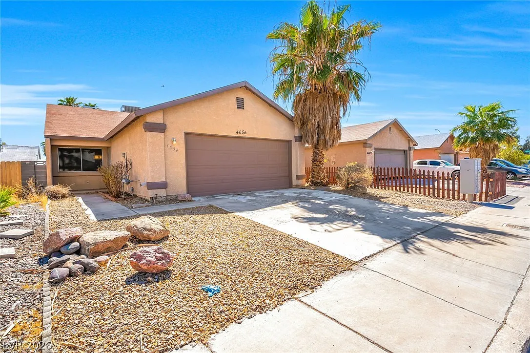 3 bed, 2.0 bath, 1223 sqft, $1,600 — Photo 2