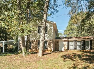 1165 Golden Cir, Lilburn, GA 30047