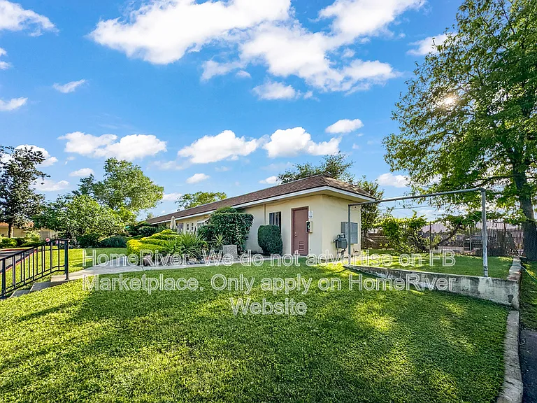 9448 Orangevale Ave #7 — Photo 4