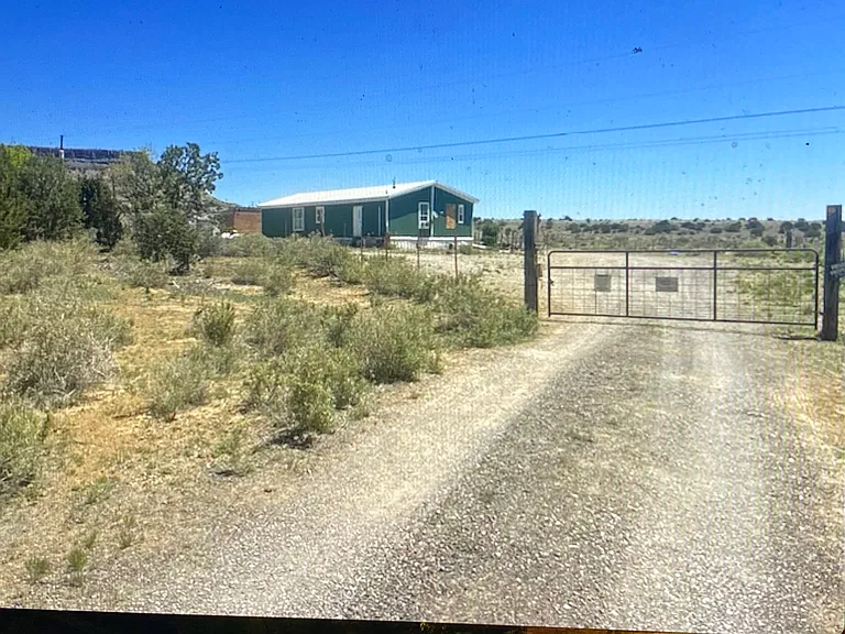 148 San Jose Loop — Photo 3