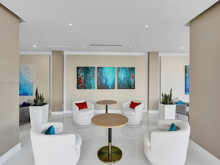 2401 S Ocean Dr #802 — Photo 32