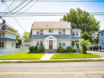 240 Terrace Ave, Hasbrouck Heights, NJ, 07604