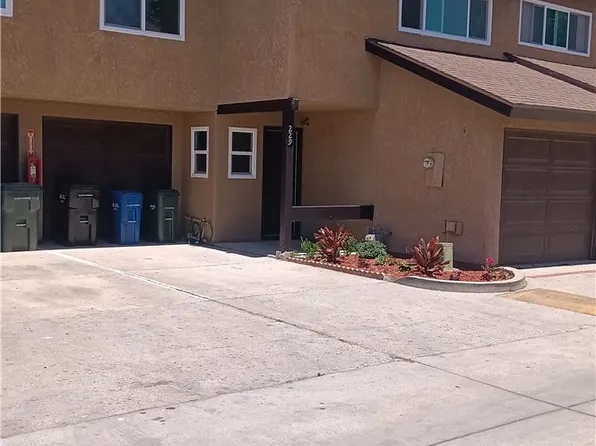 229 S Palm Ave, Santa Paula, CA 93060