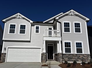 1136 Prewitt Ranch Dr, Fuquay Varina, NC 27540