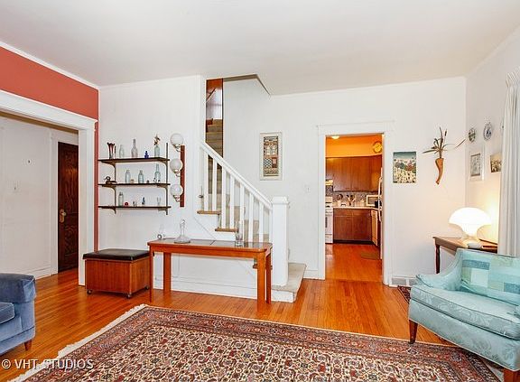 2nd image of 21 N Poplar Pl