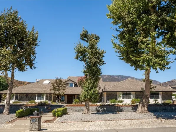 249 Independence Dr, Claremont, CA 91711