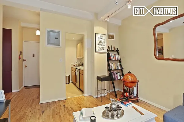 Sold by Citi Habitats | media 18