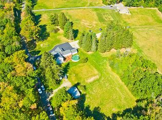 39 South St, Blandford, MA 01008