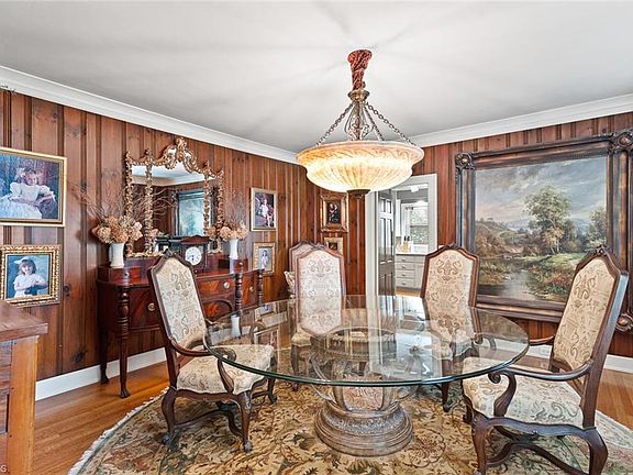 5th image of 1111 Forest Hill Dr