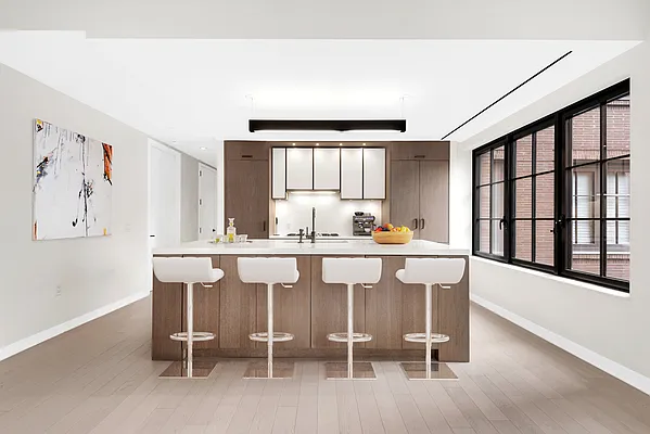 Rented by SERHANT. | media 15