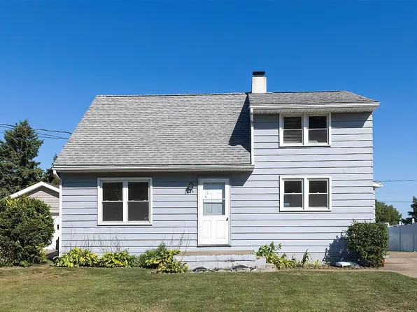 2424 E 43rd St, Erie, PA 16510