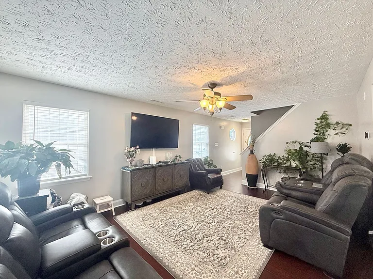 4109 Palafox Ct — Photo 3