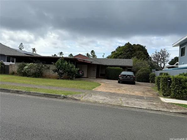 4935 Poola St, Honolulu, HI 96821