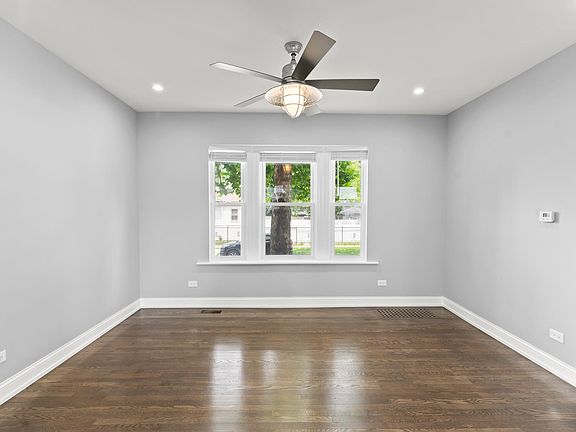 5th image of 5853 W Thomas St #1