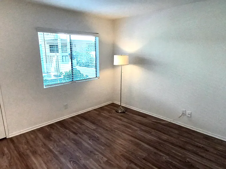 Windrose Place Pasadena — Photo 58