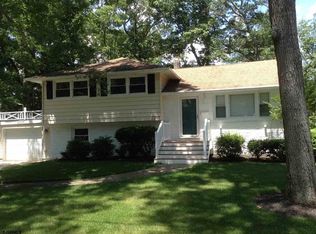 2307 Merritt Dr, Northfield, NJ 08225
